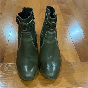 Nara shoes booties in mint condition